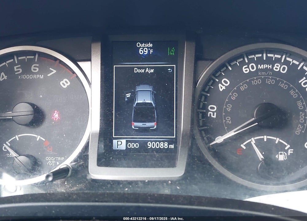 2018 TOYOTA TACOMA VIN: 3TMDZ5BN8JM043061