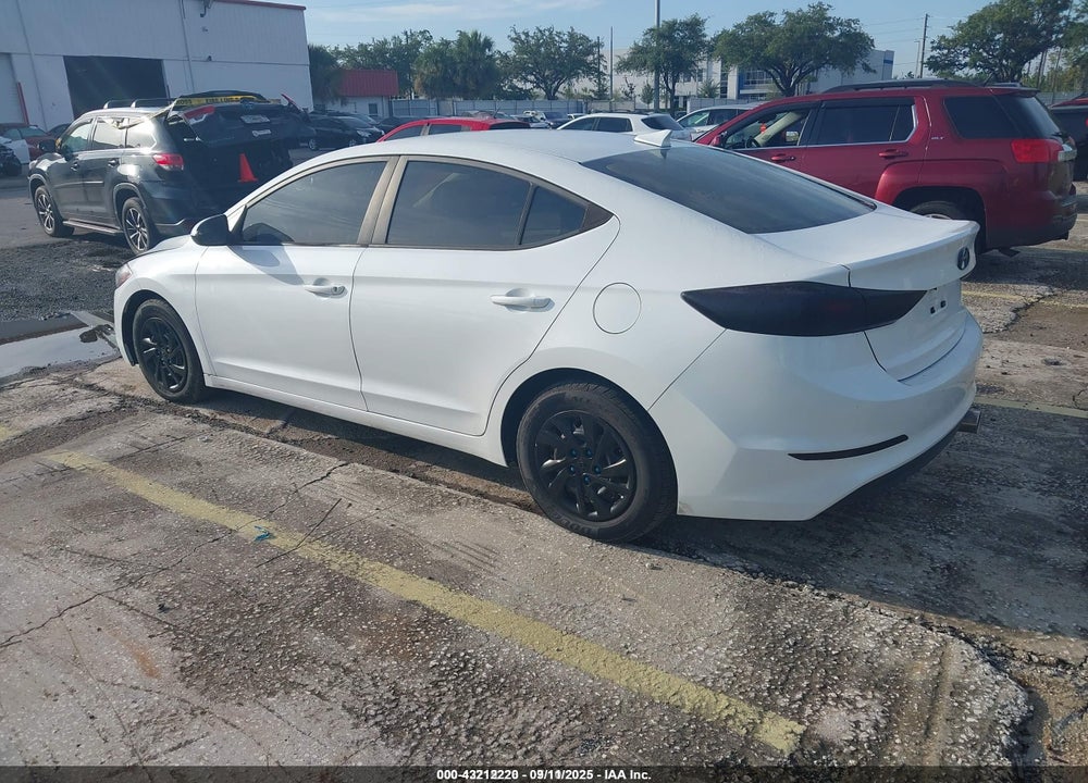 2017 HYUNDAI ELANTRA SE VIN: 5NPD74LF1HH105200