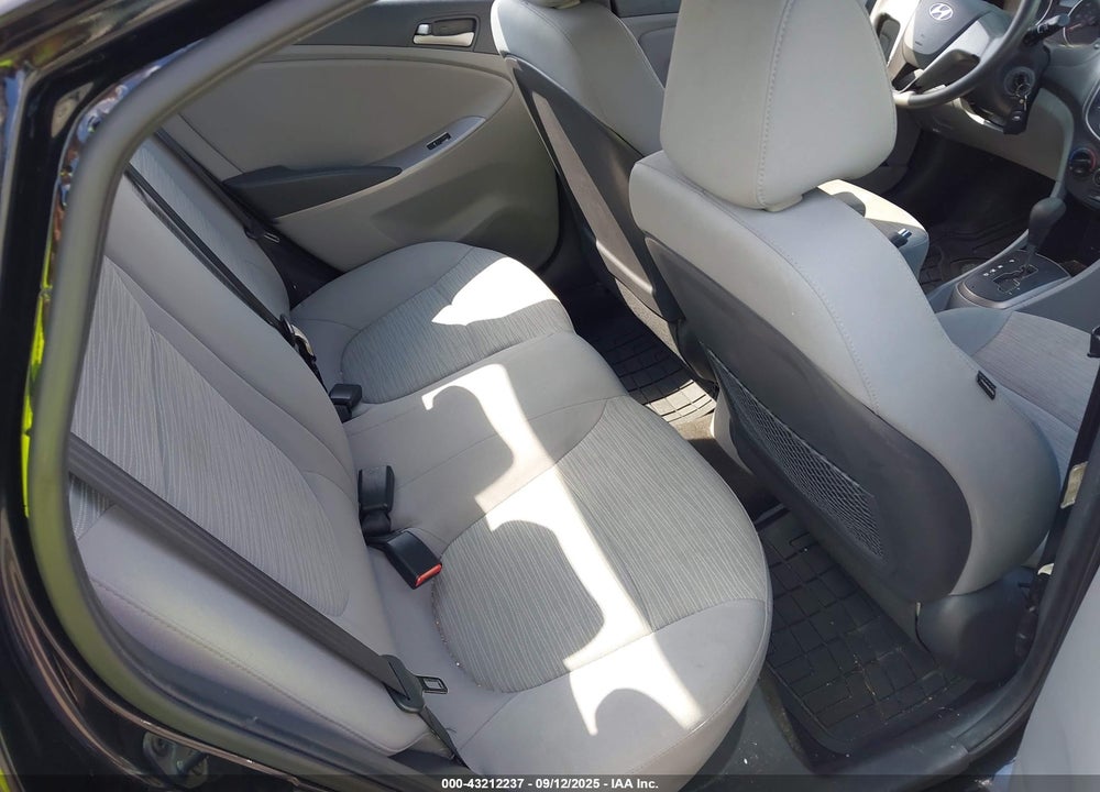 2015 HYUNDAI ACCENT GLS VIN: KMHCT4AE6FU820859