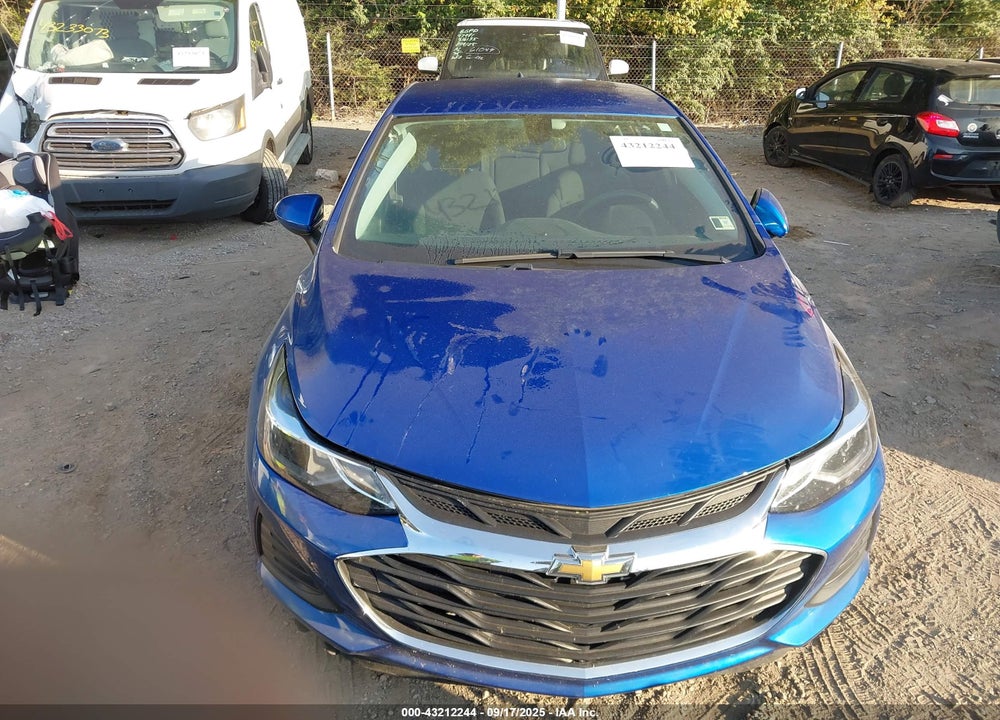 2019 CHEVROLET CRUZE VIN: 1G1BE5SM1K7137765