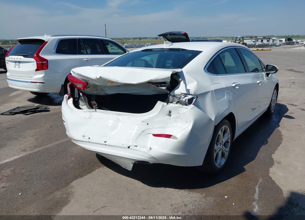 2018 CHEVROLET CRUZE VIN: 1G1BF5SM1J7136501