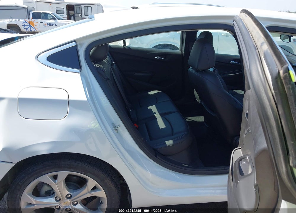 2018 CHEVROLET CRUZE VIN: 1G1BF5SM1J7136501