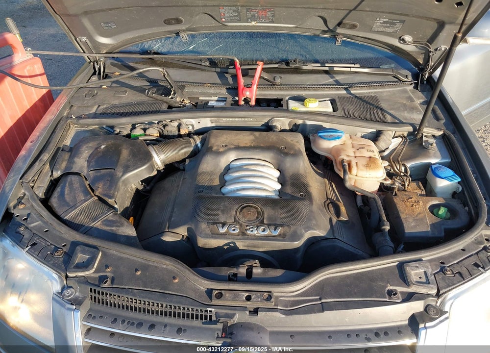 2005 VOLKSWAGEN PASSAT GLX VIN: WVWRU63B95E043953