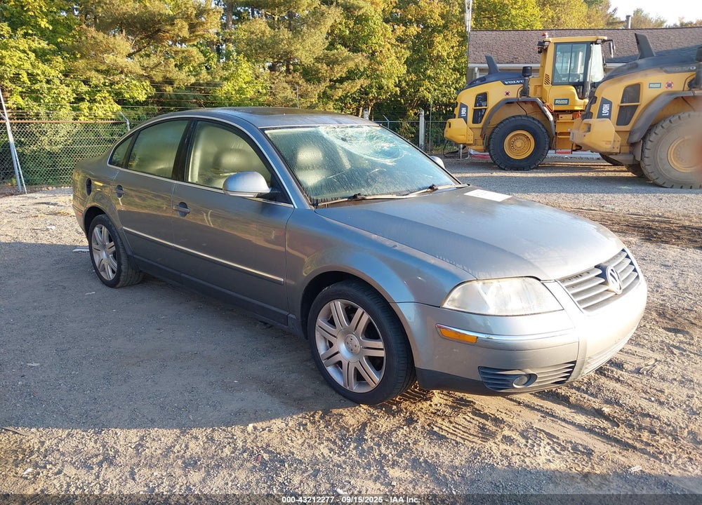 2005 VOLKSWAGEN PASSAT GLX VIN: WVWRU63B95E043953