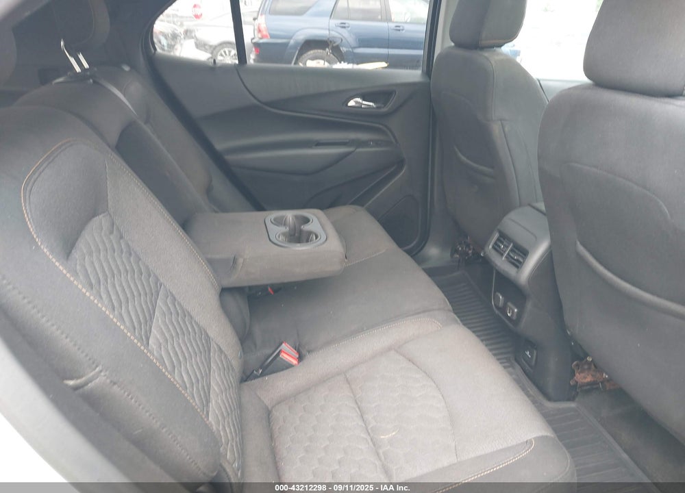 2018 CHEVROLET EQUINOX VIN: 2GNAXJEV5J6335023