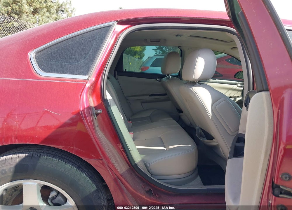 2011 CHEVROLET IMPALA LTZ VIN: 2G1WC5EM0B1106135