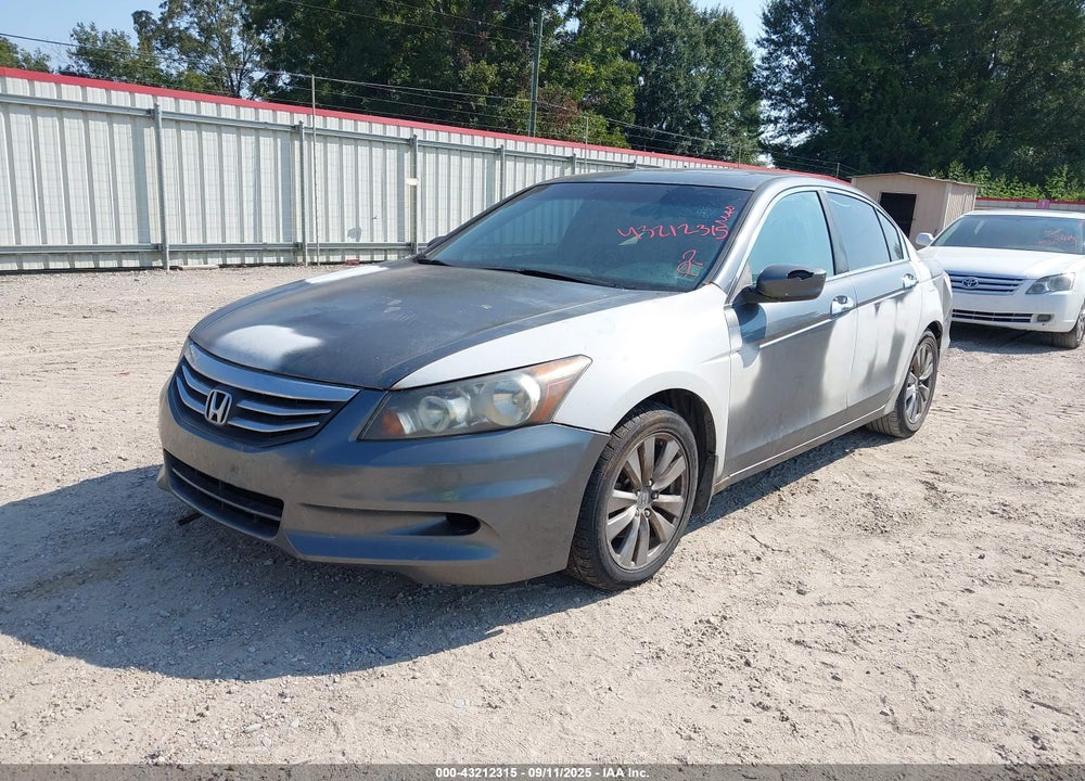 2012 HONDA ACCORD VIN: 1HGCP3F85CA033793