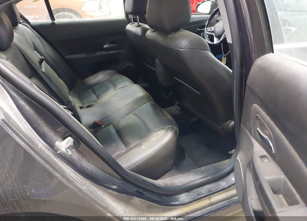 2015 CHEVROLET CRUZE VIN: 1G1PE5SB4F7112577