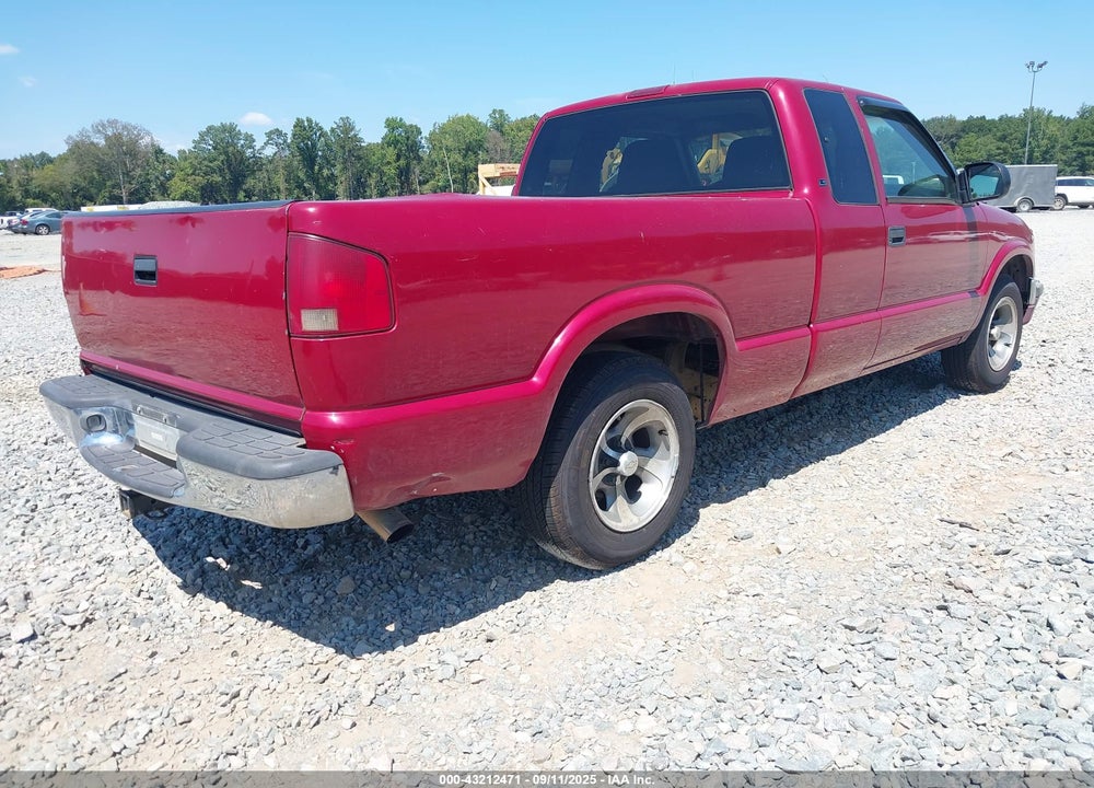2003 CHEVROLET S-10 LS VIN: 1GCCS19X638173718