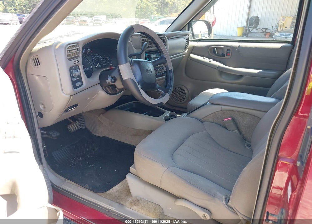 2003 CHEVROLET S-10 LS VIN: 1GCCS19X638173718