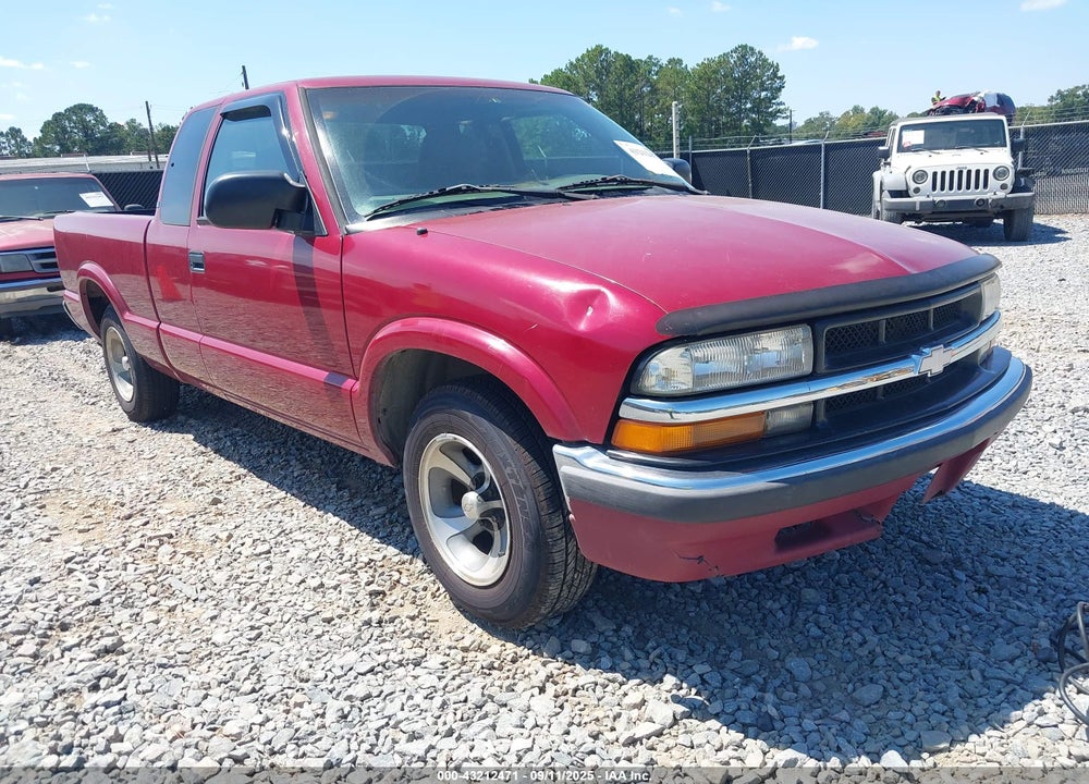 2003 CHEVROLET S-10 LS VIN: 1GCCS19X638173718