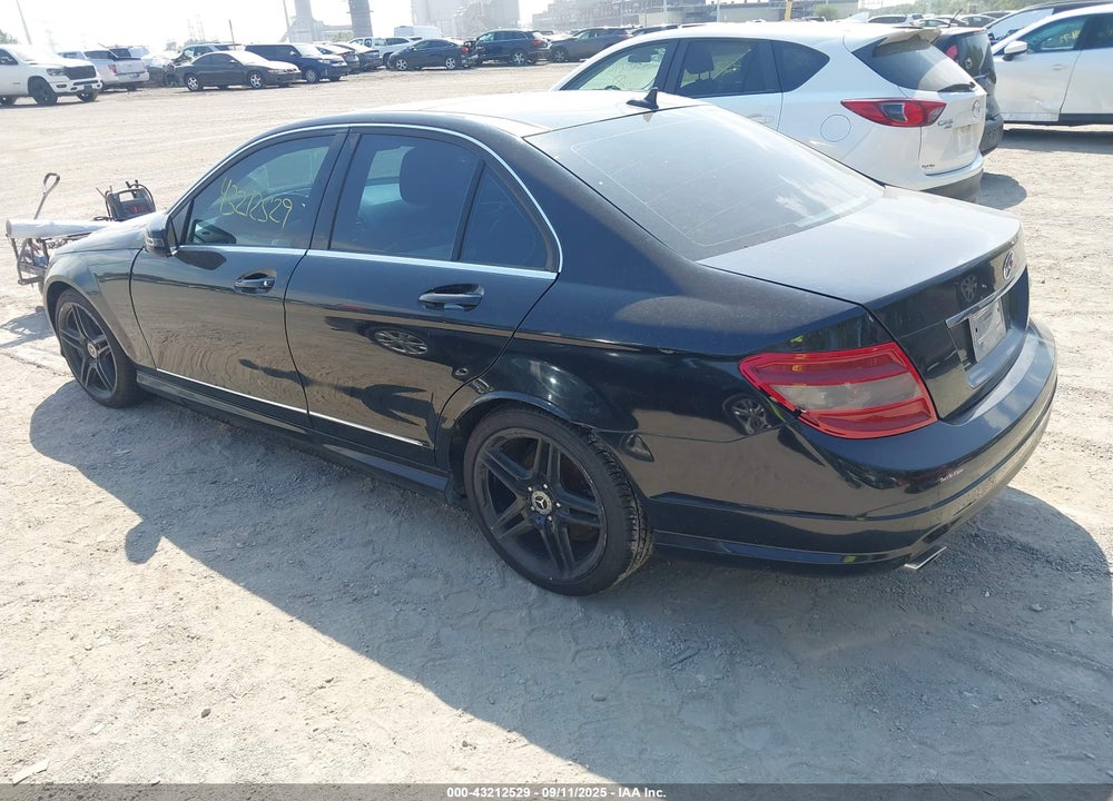 2011 MERCEDES-BENZ C CLASS VIN: WDDGF8BB6BR163394
