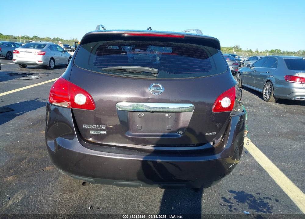 2015 NISSAN ROGUE VIN: JN8AS5MV0FW256070