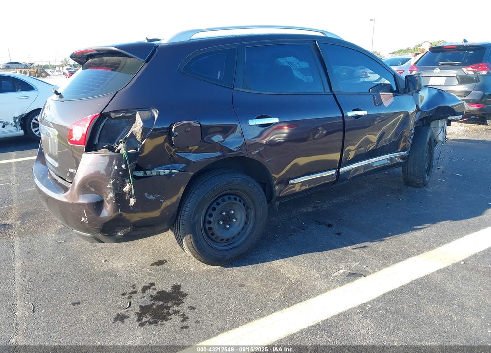 2015 NISSAN ROGUE VIN: JN8AS5MV0FW256070