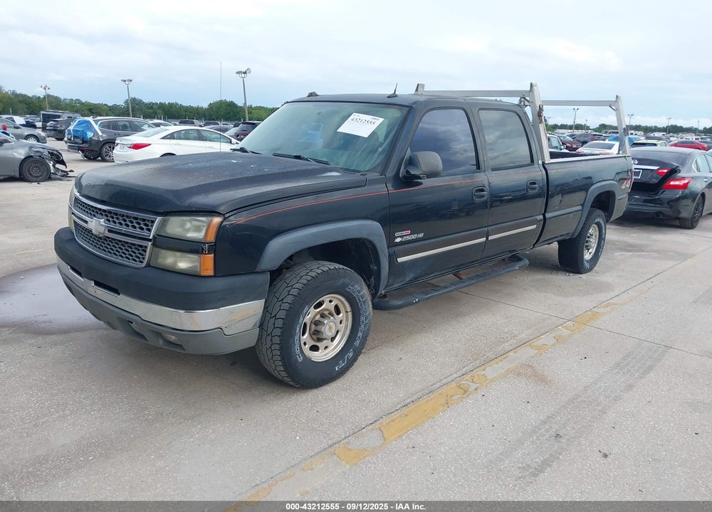 2005 CHEVROLET SILVERADO 2500HD LT VIN: 1GCHK23215F926157