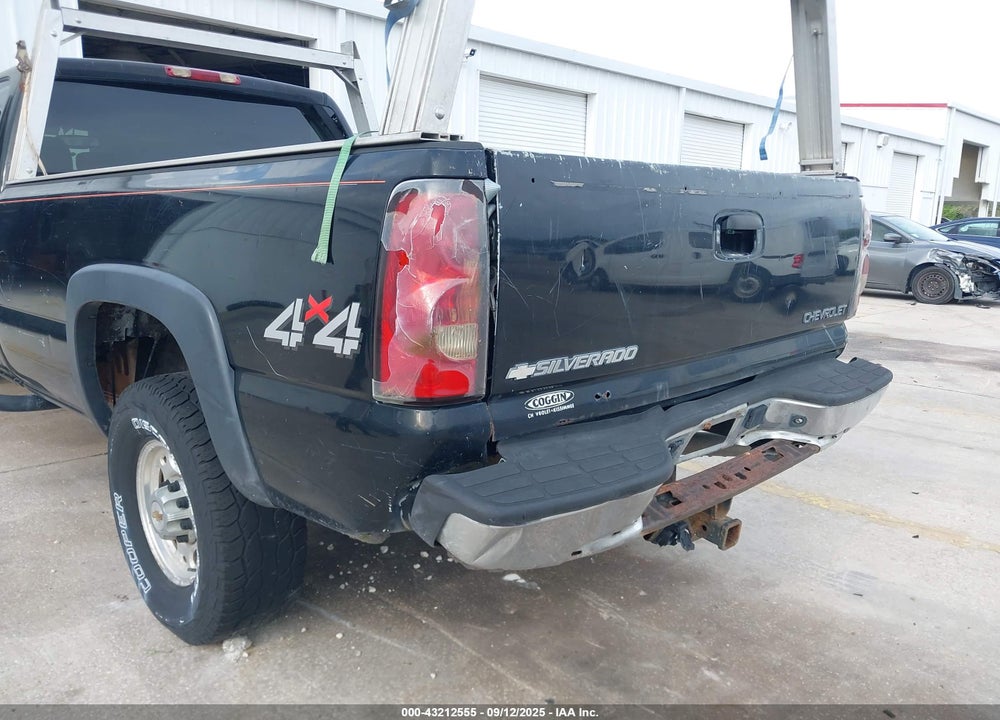 2005 CHEVROLET SILVERADO 2500HD LT VIN: 1GCHK23215F926157