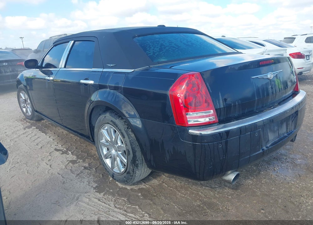 2010 CHRYSLER 300C HEMI VIN: 2C3CA6CT1AH211079