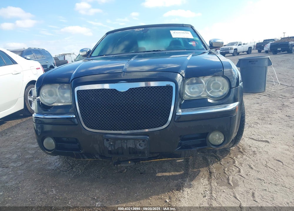 2010 CHRYSLER 300C HEMI VIN: 2C3CA6CT1AH211079