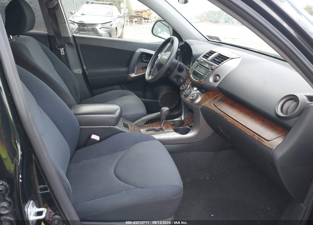 2007 TOYOTA RAV4 SPORT VIN: JTMBD32V876044407