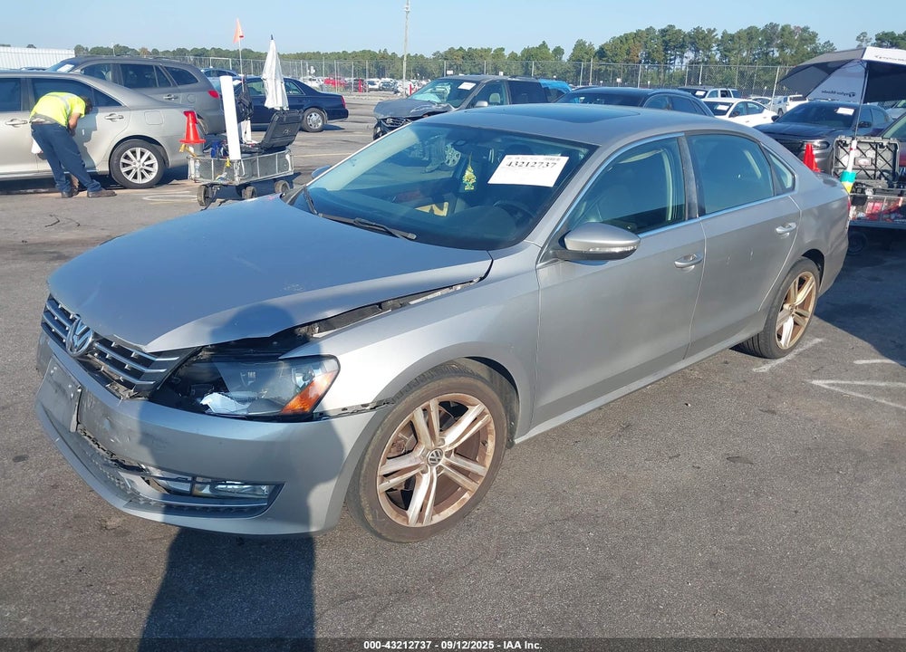 2012 VOLKSWAGEN PASSAT VIN: 1VWCM7A37CC009121