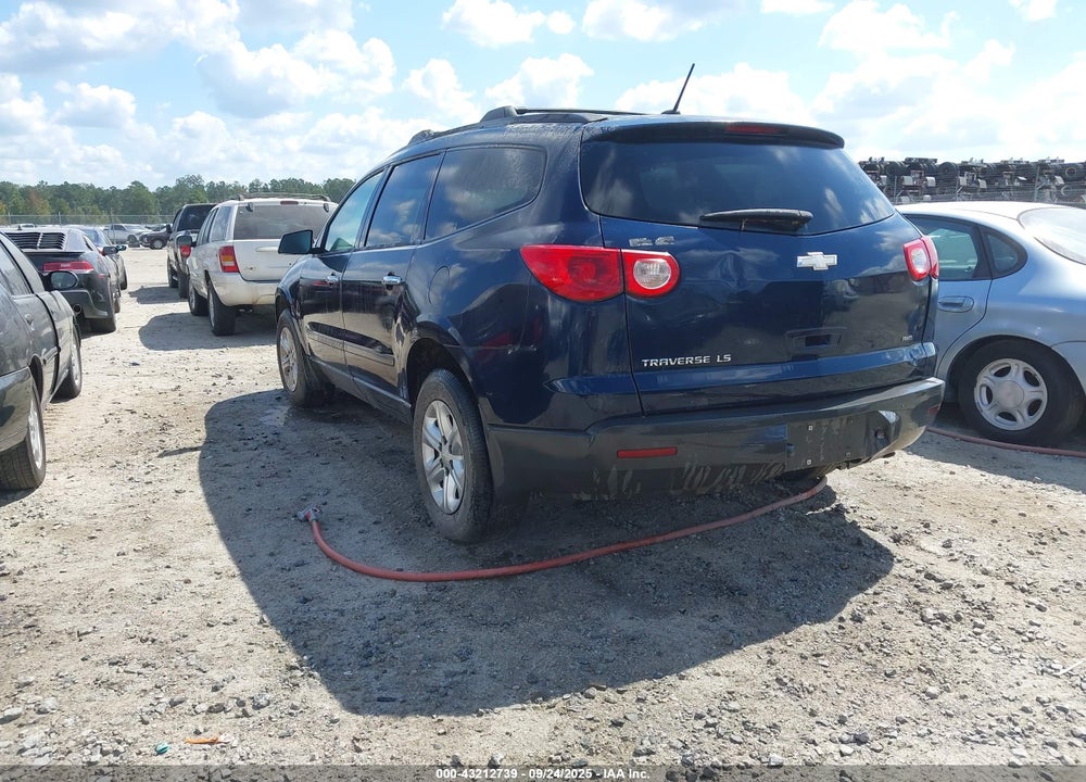 2011 CHEVROLET TRAVERSE VIN: 1GNKVEED2BJ258981