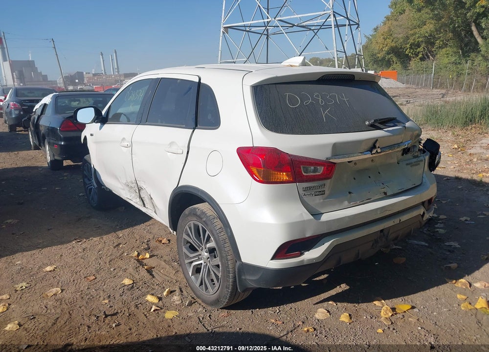 2018 MITSUBISHI OUTLANDER SPORT 2.0 ES VIN: JA4AP3AU0JZ028374