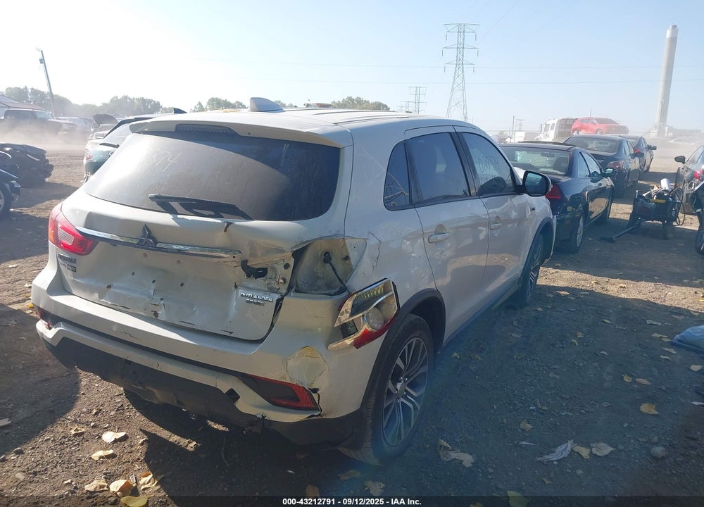 2018 MITSUBISHI OUTLANDER SPORT 2.0 ES VIN: JA4AP3AU0JZ028374