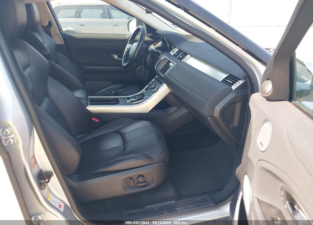 2016 LAND ROVER RANGE ROVER EVOQUE VIN: SALVP2BG8GH078621