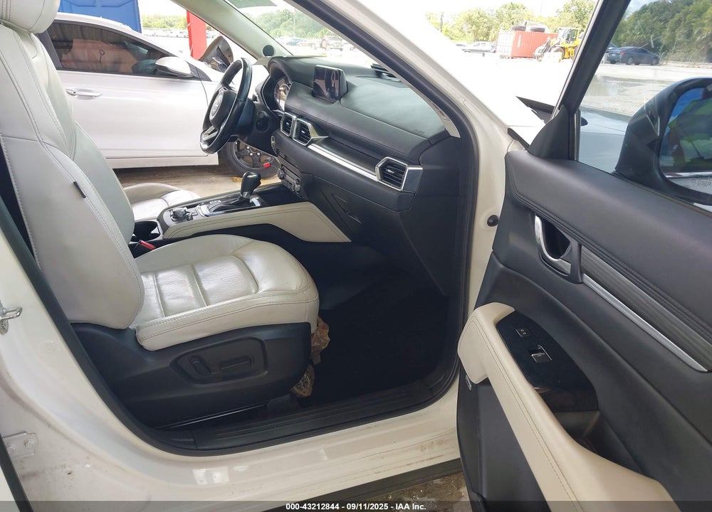 2018 MAZDA CX-5 VIN: JM3KFADM1J1331828