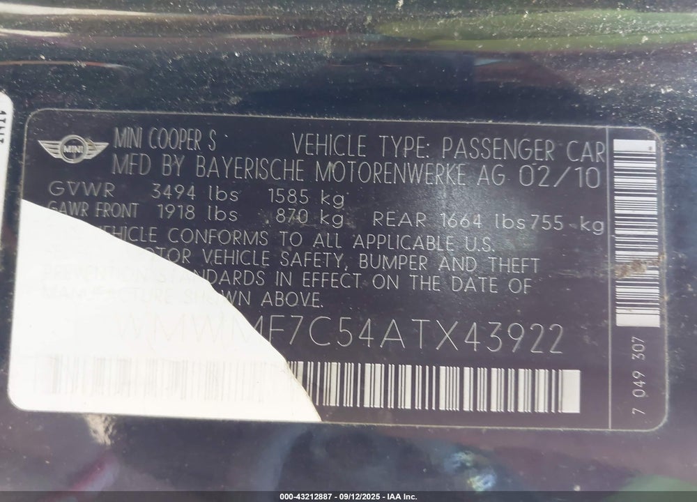 2010 MINI COOPER S VIN: WMWMF7C54ATX43922