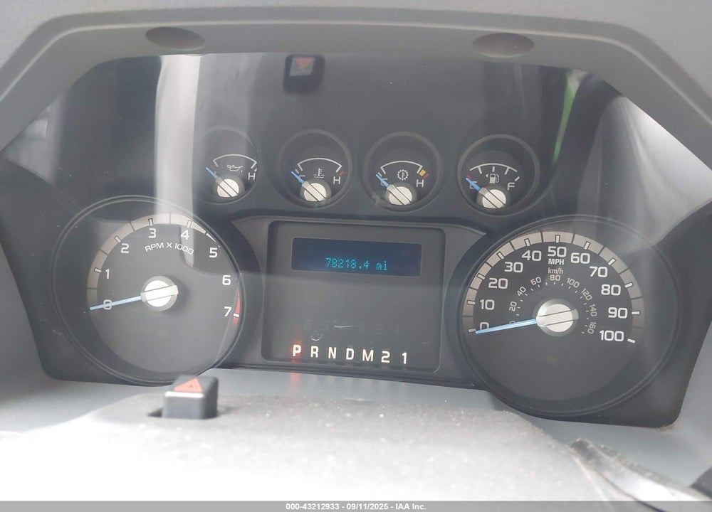 2014 FORD F-350 CHASSIS XL VIN: 1FDRF3G65EEA04990