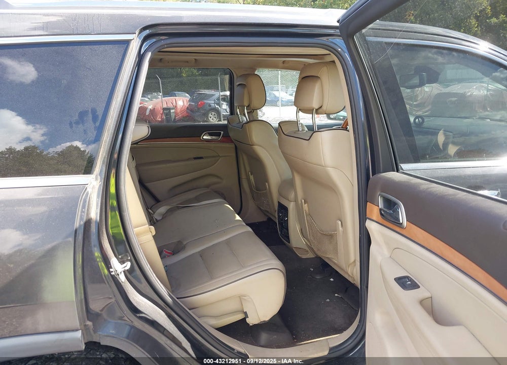 2011 JEEP GRAND CHEROKEE VIN: 1J4RR6GT1BC516380