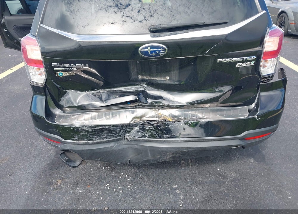 2017 SUBARU FORESTER VIN: JF2SJAEC2HH594734