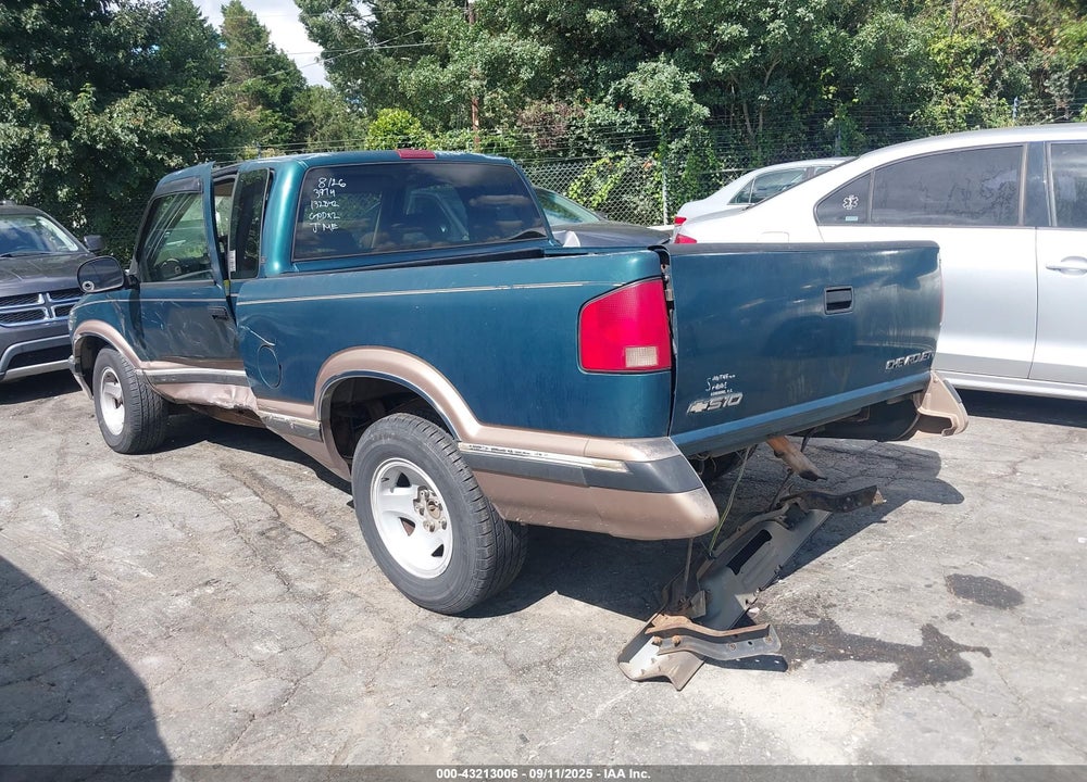 1996 CHEVROLET S TRUCK S10 VIN: 1GCCS19X1T8153974