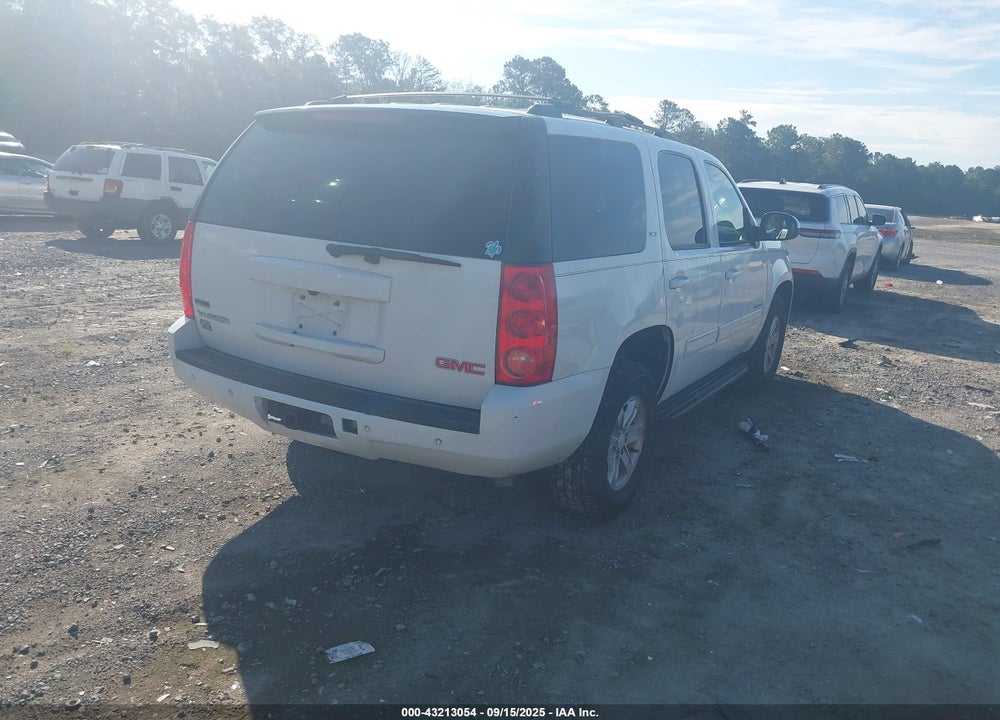 2011 GMC YUKON VIN: 1GKS1CE00BR402474