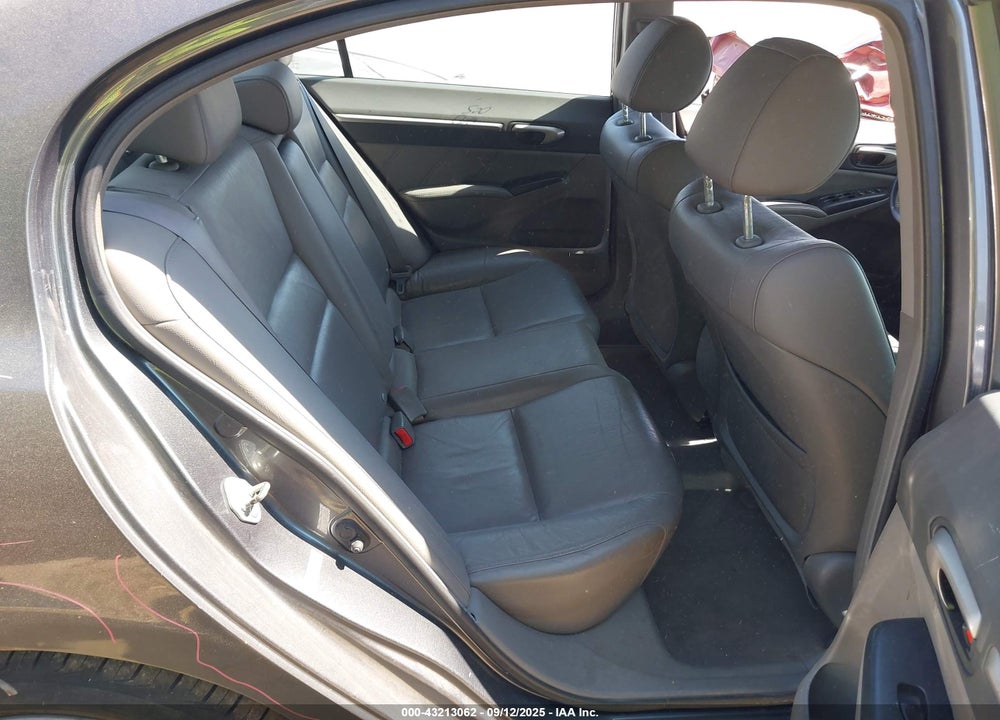 2011 HONDA CIVIC EX-L VIN: 19XFA1F98BE004732