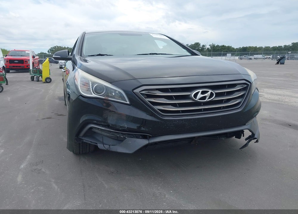 2016 HYUNDAI SONATA VIN: 5NPE34AF1GH298711