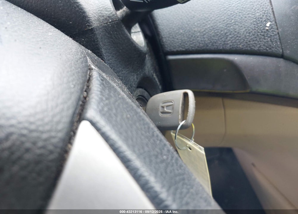 2012 HONDA ACCORD VIN: 1HGCS1B36CA005482