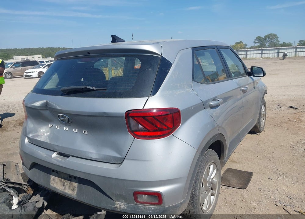 2021 HYUNDAI VENUE SE VIN: KMHRB8A37MU069934