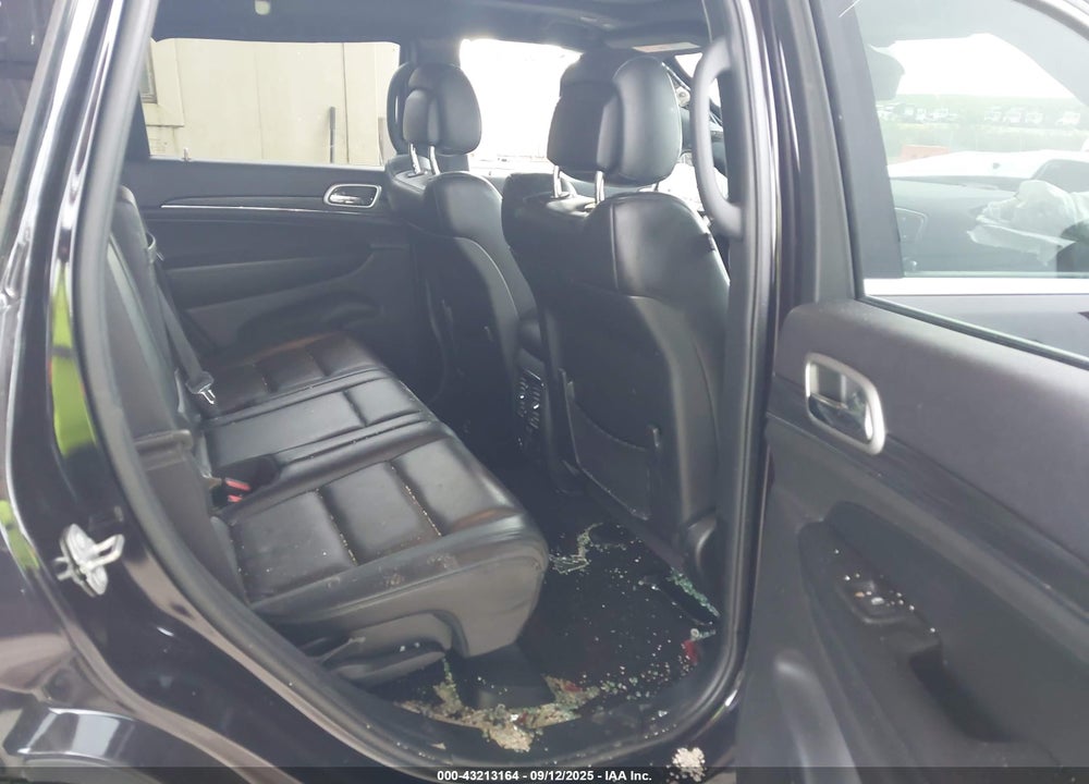 2019 JEEP GRAND CHEROKEE VIN: 1C4RJEBG5KC630237