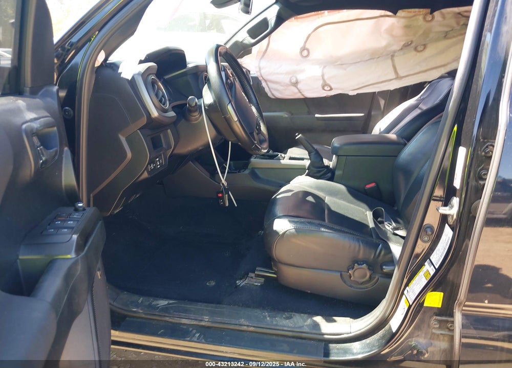 2018 TOYOTA TACOMA VIN: 3TMCZ5AN2JM149535
