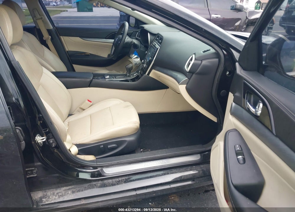 2017 NISSAN MAXIMA VIN: 1N4AA6APXHC412801