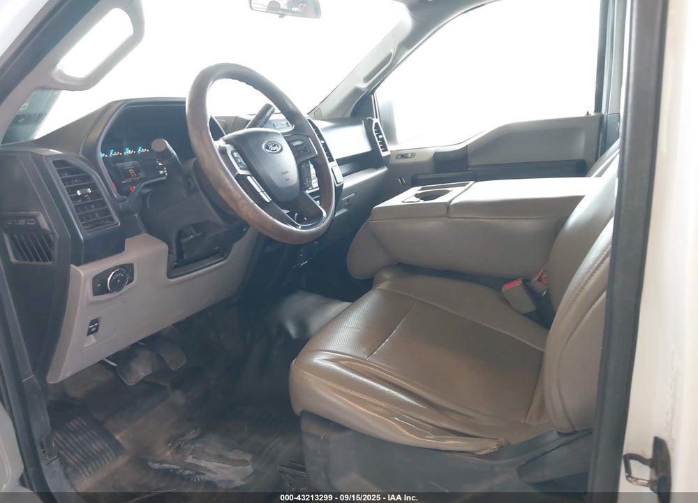 2016 FORD F-150 VIN: 1FTMF1C83GFB50196