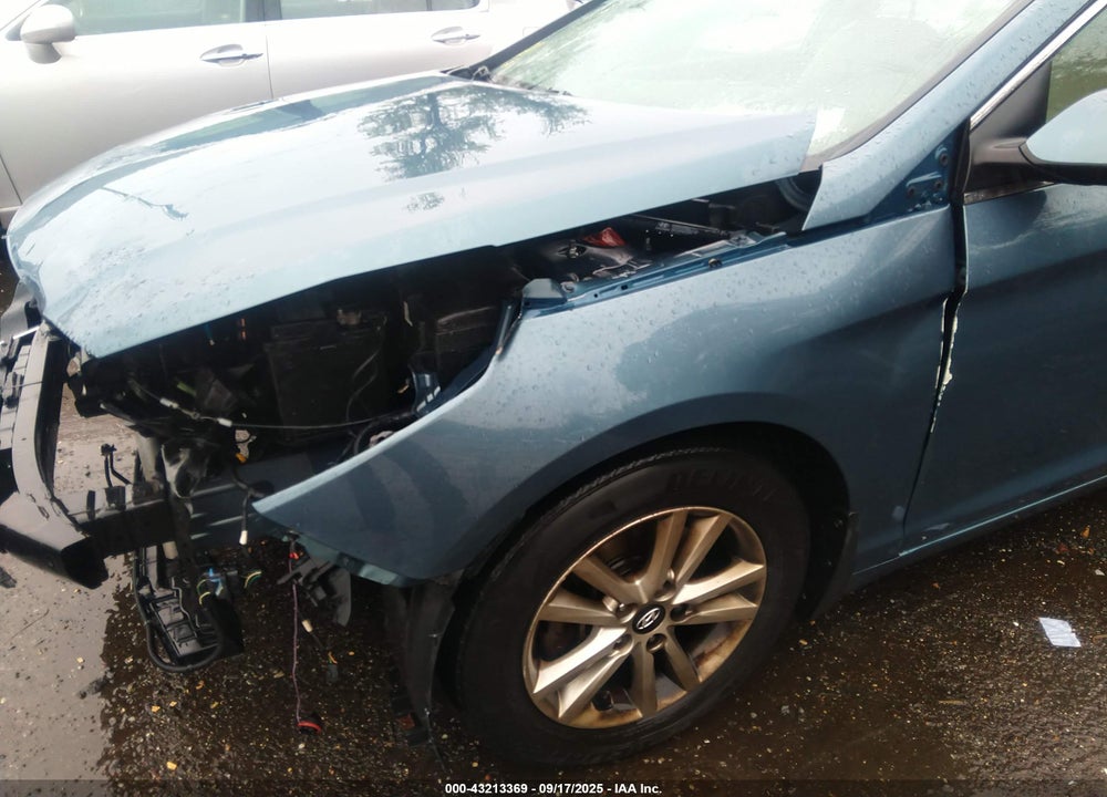 2015 HYUNDAI SONATA VIN: 5NPE24AF0FH228148