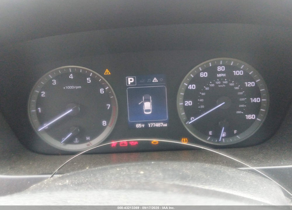 2015 HYUNDAI SONATA VIN: 5NPE24AF0FH228148