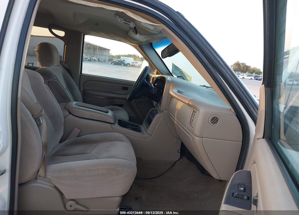 2005 CHEVROLET SILVERADO 1500 LS VIN: 2GCEC13T951305808
