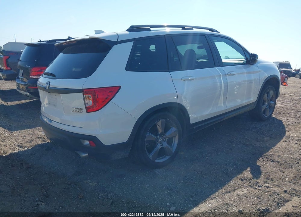2021 PASSPORT HONDA  AWD TOURING VIN: 5FNYF8H91MB005668