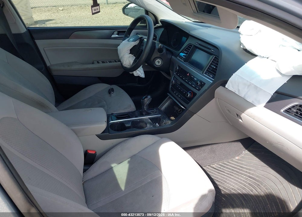 2016 HYUNDAI SONATA VIN: 5NPE34AFXGH341281