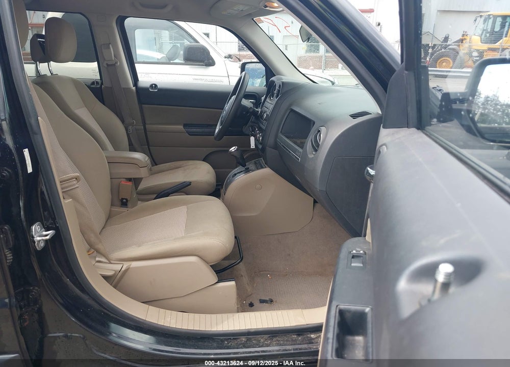 2014 JEEP PATRIOT SPORT VIN: 1C4NJPBA1ED695218