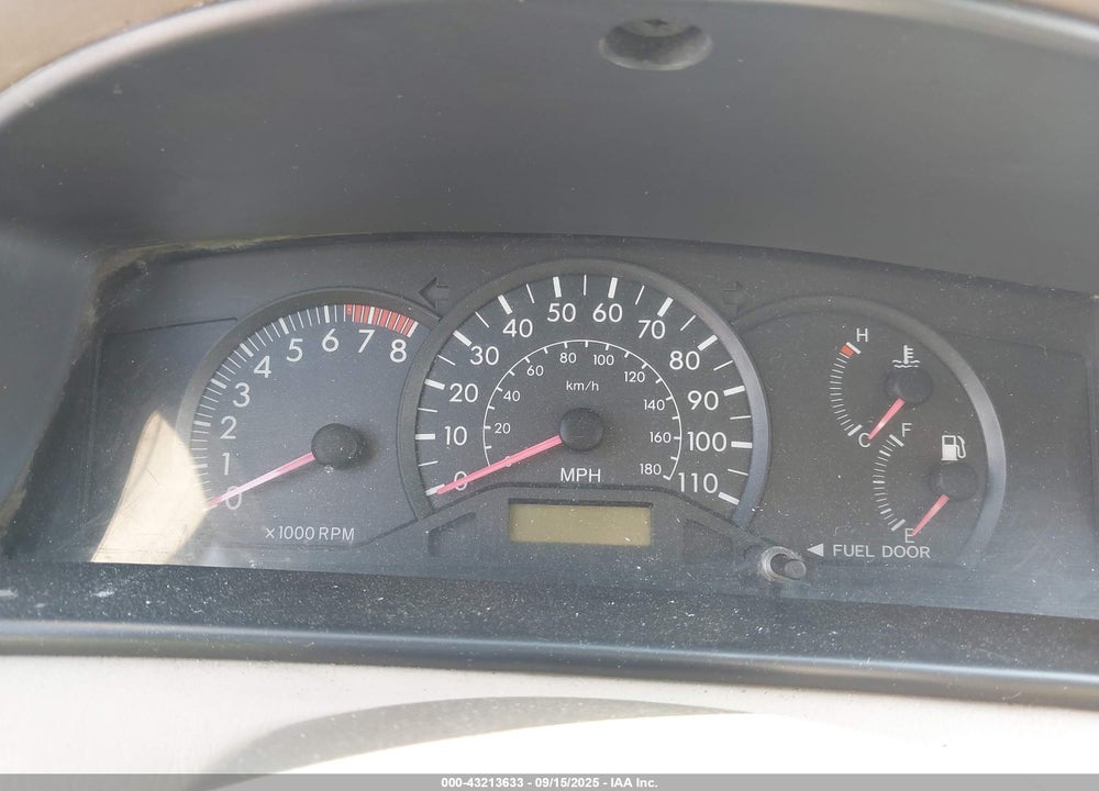 2005 TOYOTA COROLLA CE VIN: 1NXBR32E75Z456095